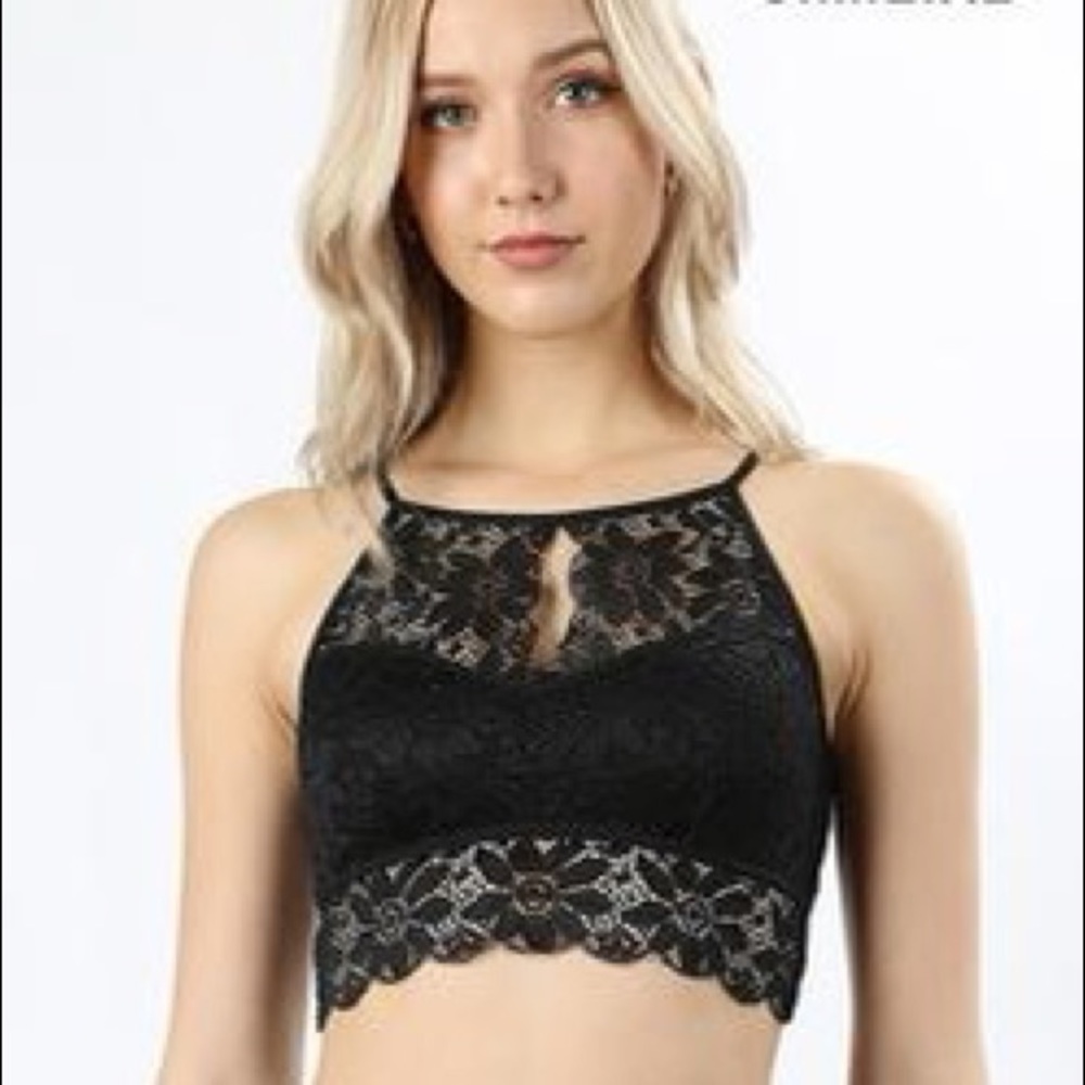 LACE BRALETTE WITH LINED CUPS